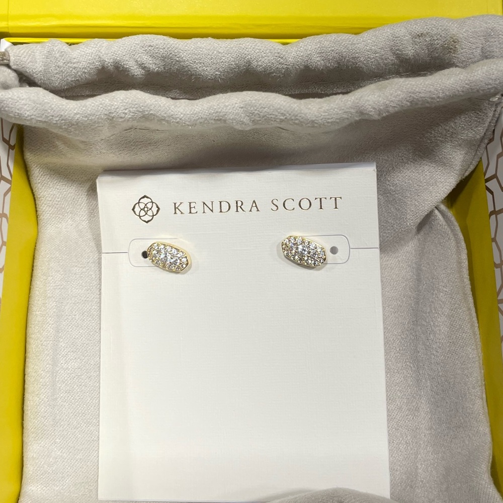 Kendra Scott Grayson gold stud earrings
